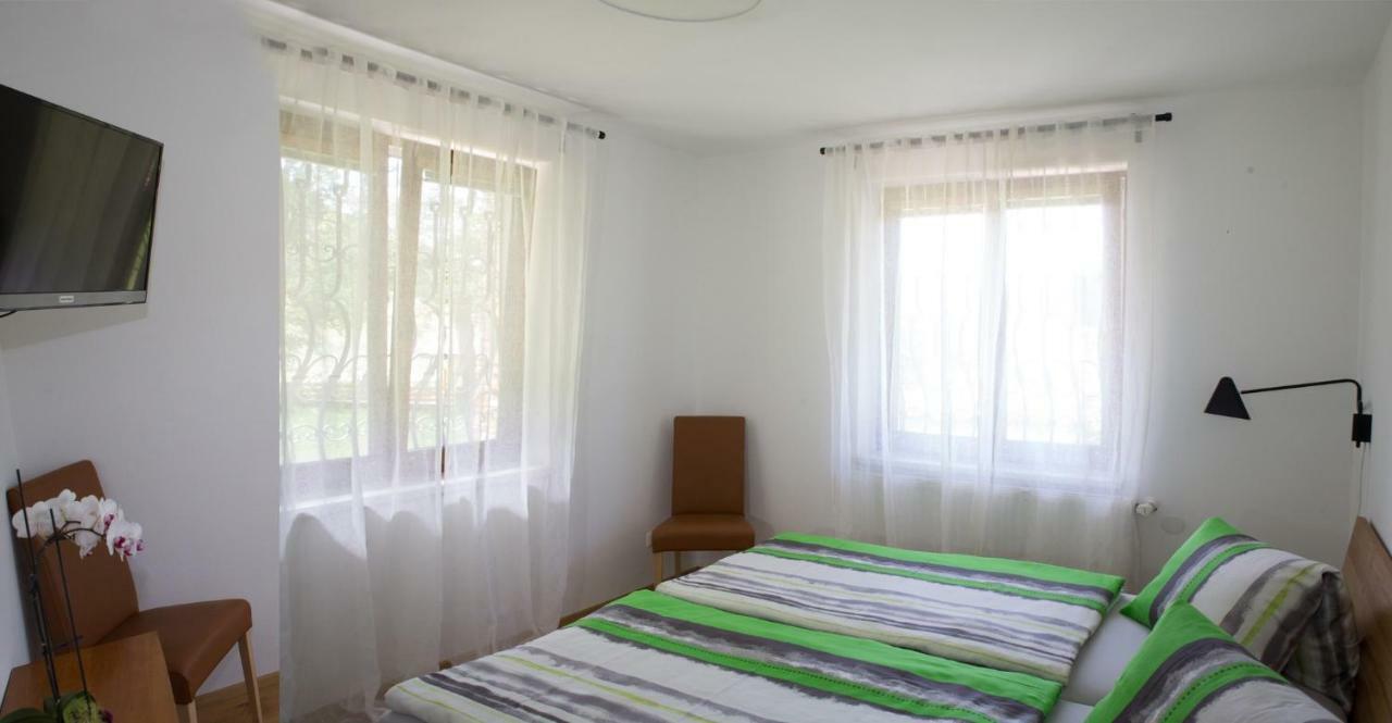Gaestezimmer Buchegger Krumbach  Buitenkant foto